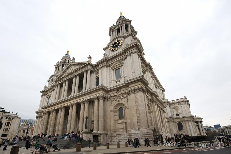 20090410_131304_D3 P1.jpg - St Paul's Cathedral